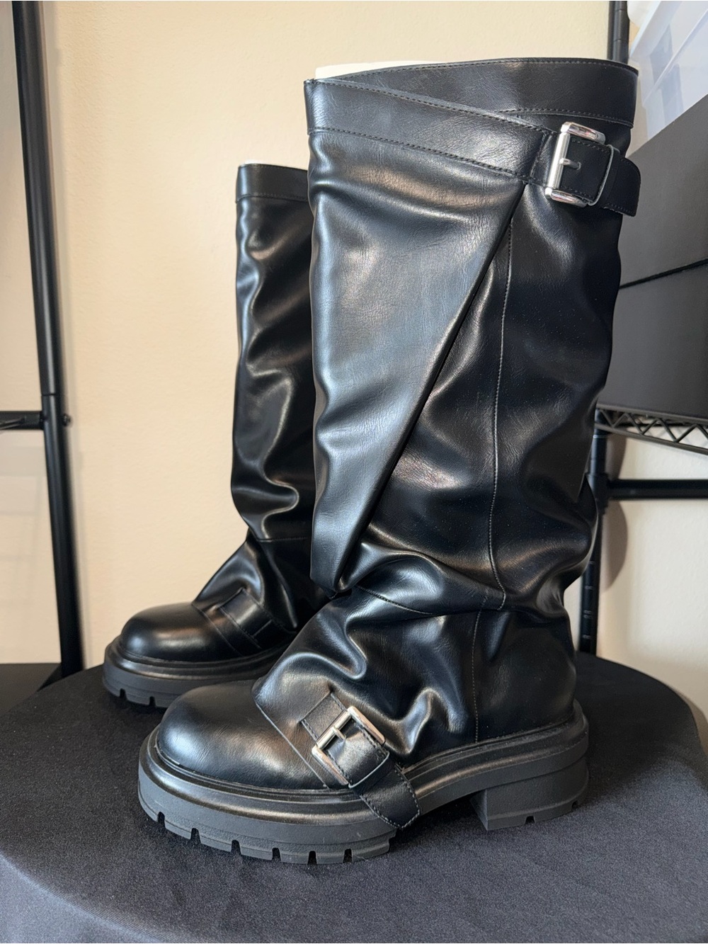 NEW 🖤 Madden Girl “REStore” Women's Boots